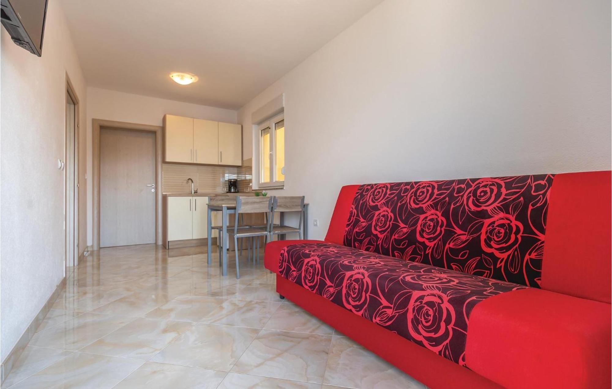 Nice Apartment In Krvavica With House Sea View Bagian luar foto