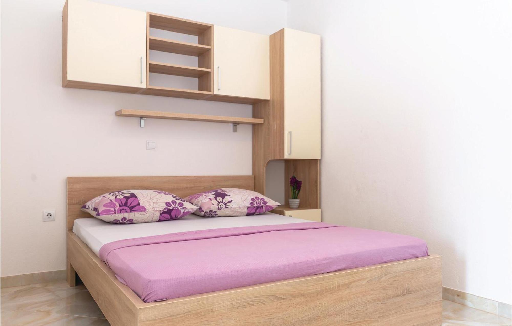 Nice Apartment In Krvavica With House Sea View Bagian luar foto