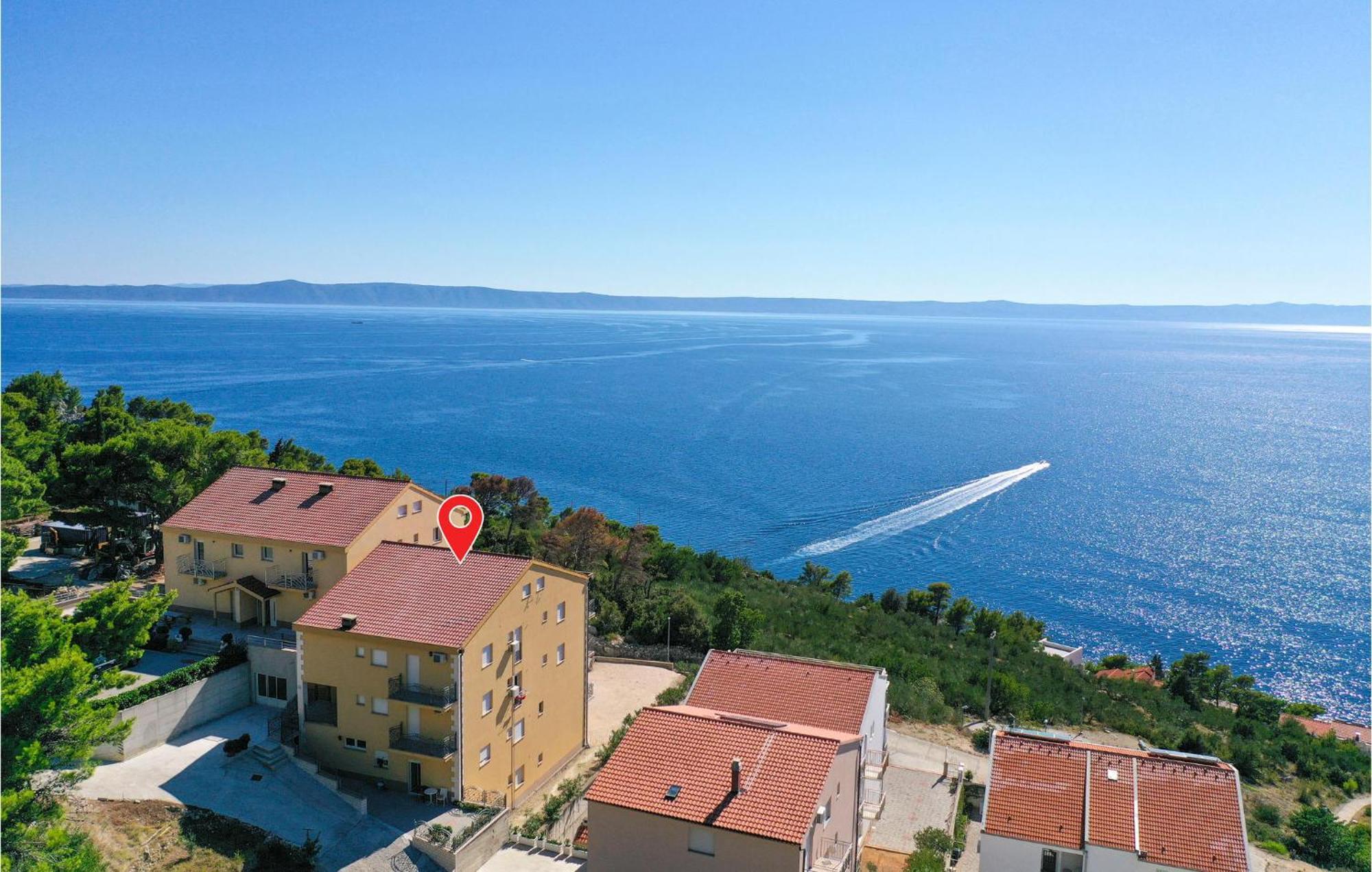 Nice Apartment In Krvavica With House Sea View Bagian luar foto